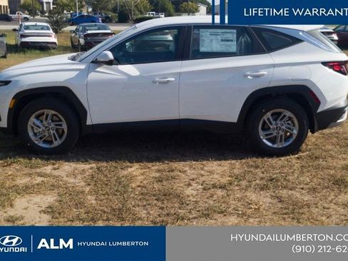 New 2026 Hyundai Tucson SE image 11