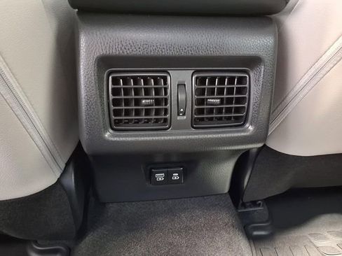Used 2025 Toyota Camry XLE FWD image 18