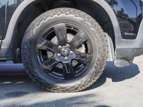 Used 2017 Honda Ridgeline Black Edition image 11