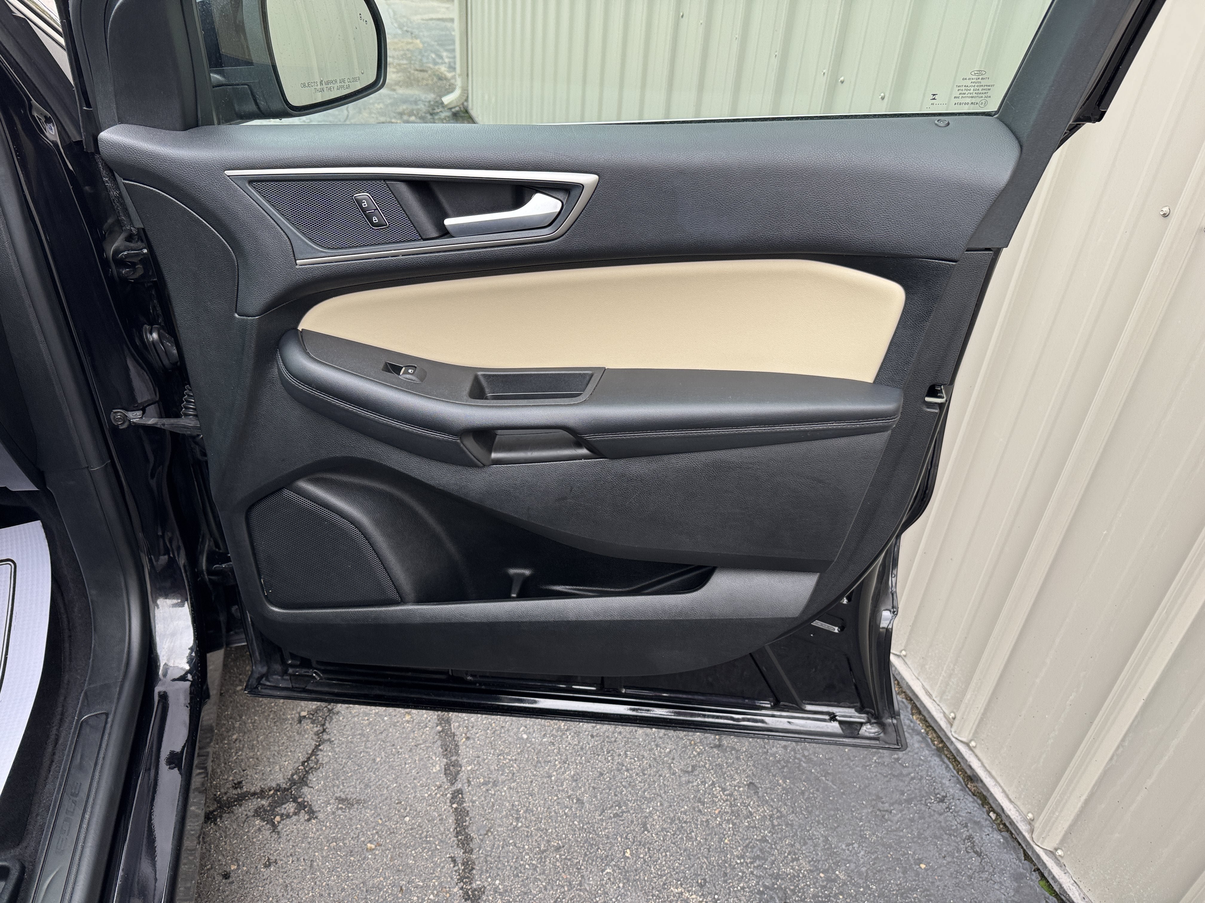 Used 2024 Ford Edge SEL AWD/4WD image 25