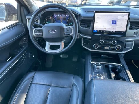 Used 2024 Ford Expedition XLT AWD/4WD image 10