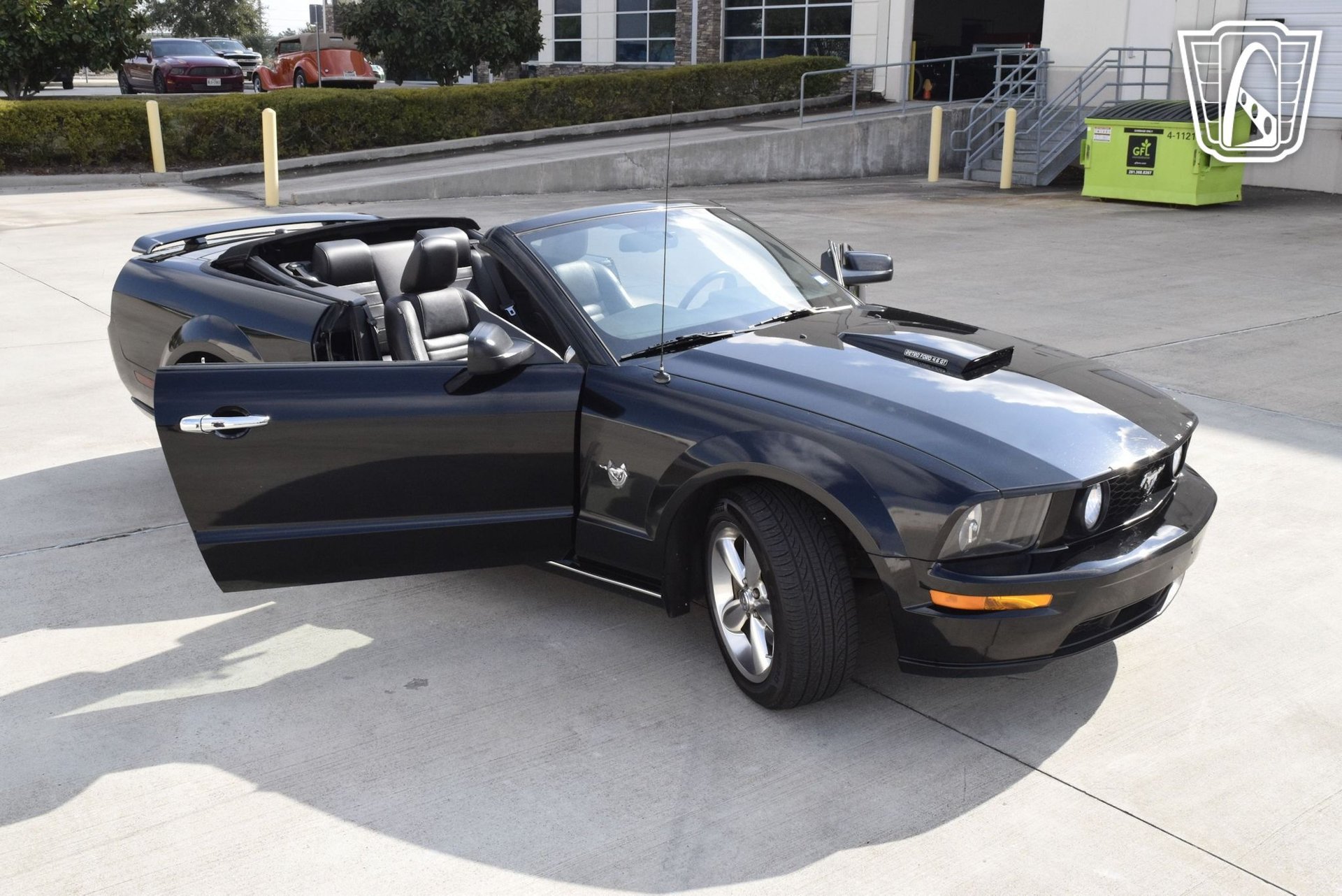 Used 2009 Ford Mustang GT RWD image 11