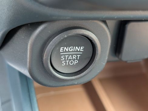 Used 2022 Ford Maverick Lariat FWD image 24