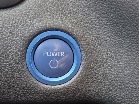 Used 2022 Toyota Tundra Limited image 33