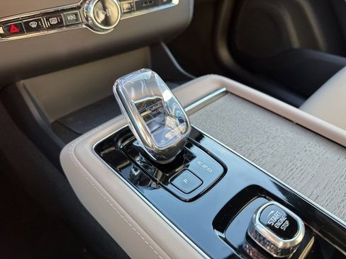 New 2026 Volvo XC90 B6 Plus image 14