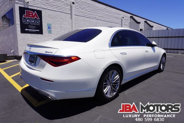 Used 2021 Mercedes-Benz S 580 4MATIC Sedan image 3