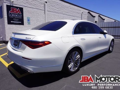 Used 2021 Mercedes-Benz S 580 4MATIC Sedan image 3