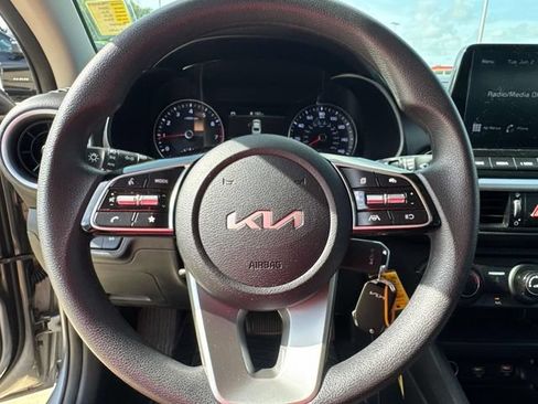 Used 2024 Kia Forte LXS FWD image 28