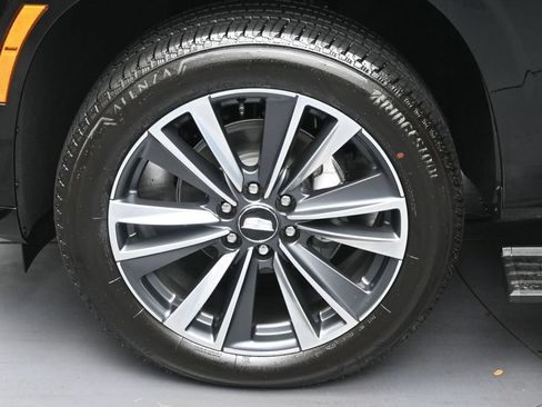 Used 2026 Cadillac Escalade ESV Sport AWD/4WD image 38