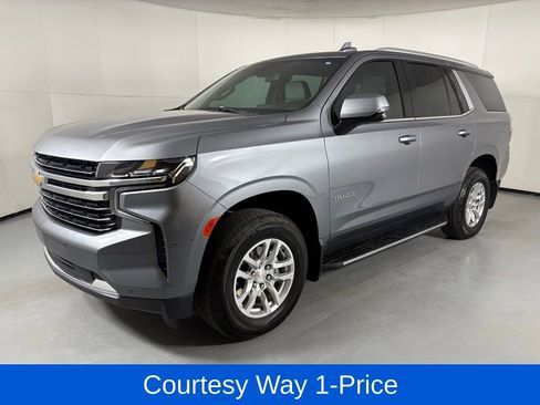 Used 2021 Chevrolet Tahoe LT w/ Luxury Package RWD image 5