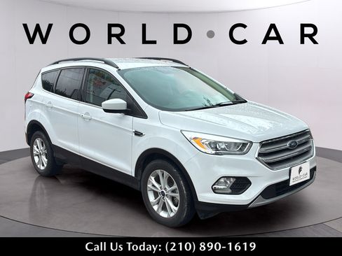 Used 2019 Ford Escape SEL FWD image 16