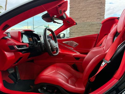 Used 2024 Chevrolet Corvette Stingray Premium Conv w/ 3LT RWD image 33
