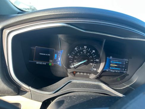 Certified 2017 Ford Fusion SE image 14