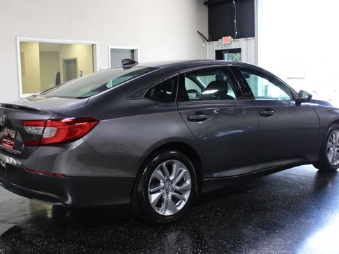 Used 2019 Honda Accord LX image 3