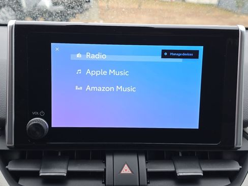 Used 2024 Toyota RAV4 XLE w/ Convenience Package image 28