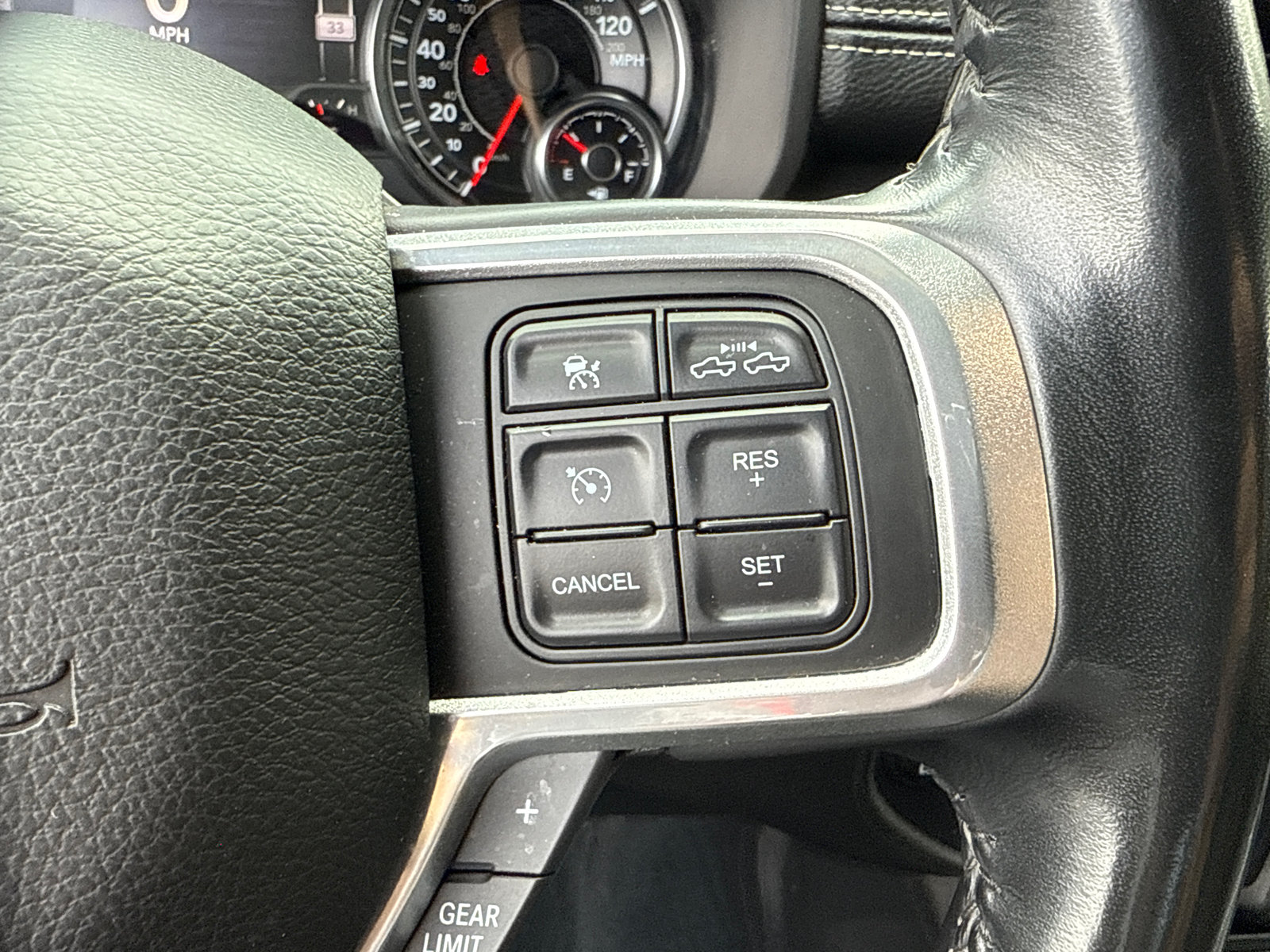 Used 2022 RAM 2500 Laramie AWD/4WD image 14