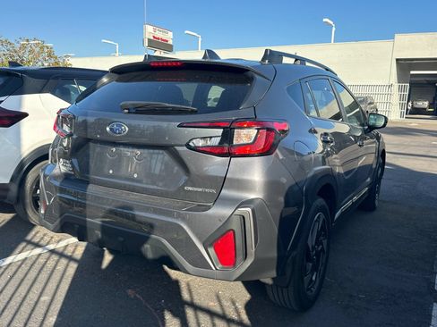 Used 2024 Subaru Crosstrek 2.5i Limited w/ Popular Package #4A AWD/4WD image 3
