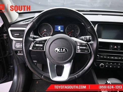 Used 2020 Kia Optima SE FWD image 22
