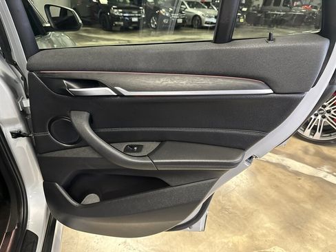 Used 2017 BMW X1 xDrive28i AWD/4WD image 23