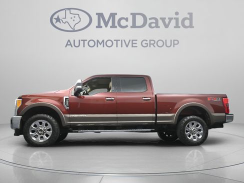 Used 2017 Ford F250 Lariat w/ Lariat Ultimate Package AWD/4WD image 27