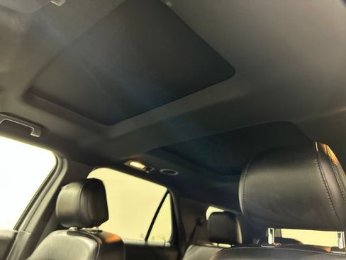 Certified 2017 Ford Explorer XLT w/ Equipment Group 202A AWD/4WD image 27