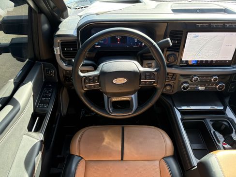 Used 2024 Ford F250 Platinum image 16