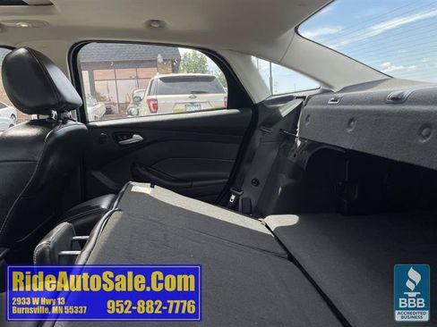Used 2014 Ford Focus SE w/ Equipment Group 201A FWD image 29
