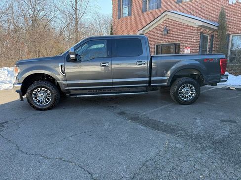 Used 2020 Ford F250 XLT w/ XLT Premium Package image 2