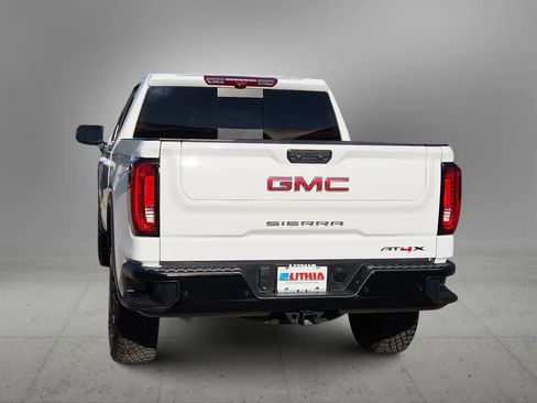 Used 2024 GMC Sierra 1500 AT4X image 7