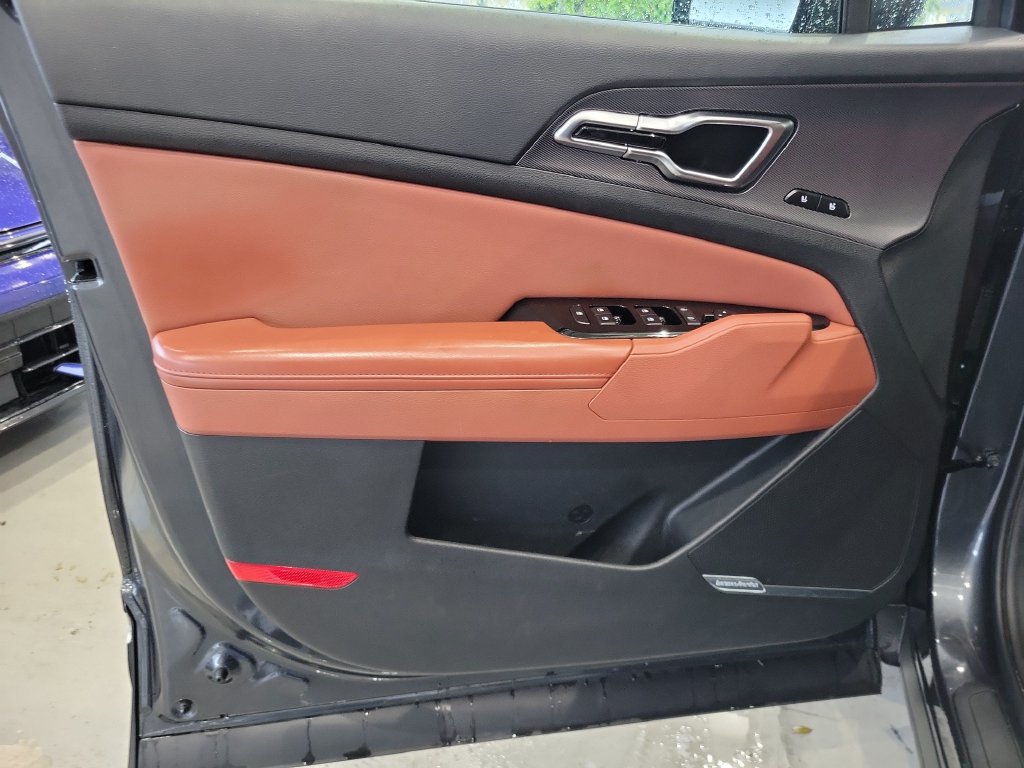 Certified 2023 Kia Sportage SX FWD image 17