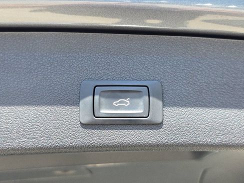 Used 2013 Audi Q5 2.0T Premium Plus AWD/4WD image 16