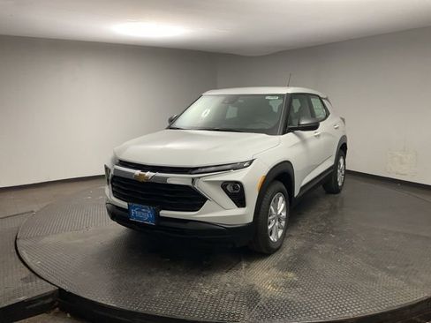 New 2026 Chevrolet TrailBlazer LS image 3