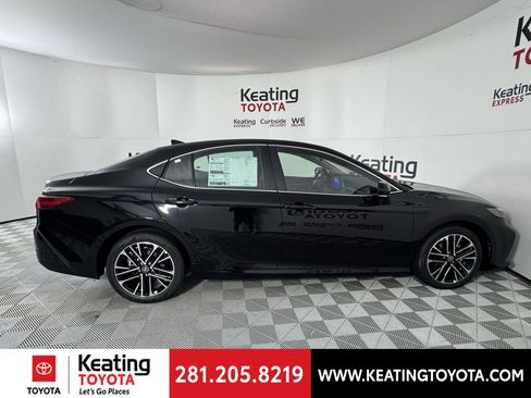 New 2026 Toyota Camry XLE image 4