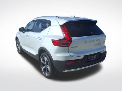 Certified 2023 Volvo XC40 B5 Plus w/ Climate Package AWD/4WD image 6