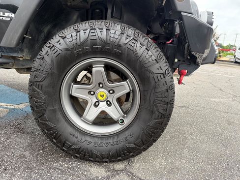 Used 2012 Jeep Wrangler Unlimited Sport AWD/4WD image 54