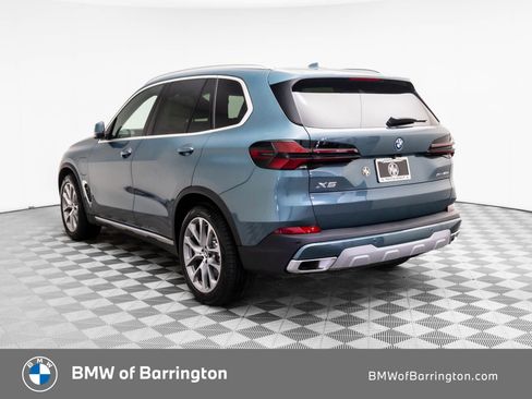 New 2026 BMW X5 xDrive50e image 3