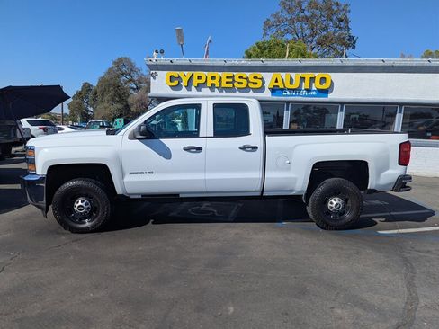 Used 2015 Chevrolet Silverado 2500 W/T image 2
