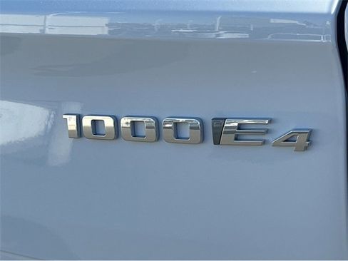 New 2025 Cadillac Escalade IQ Luxury 2 image 34