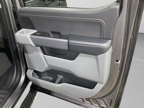 Used 2022 Ford F150 XLT w/ Equipment Group 302A High image 23