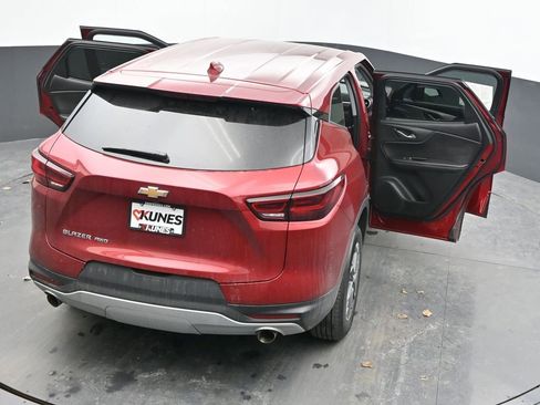 Used 2025 Chevrolet Blazer LT image 66