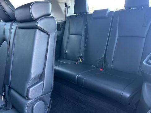 Used 2024 Toyota Grand Highlander AWD Hybrid image 17