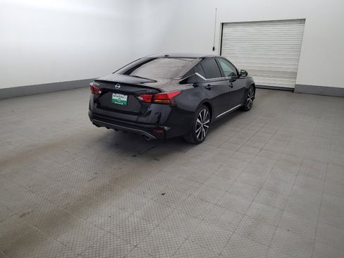 Used 2019 Nissan Altima 2.5 SR FWD image 9