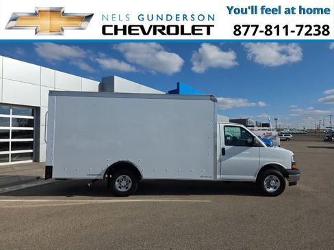 New 2025 Chevrolet Express 3500 w/ Power Convenience Package RWD image 7