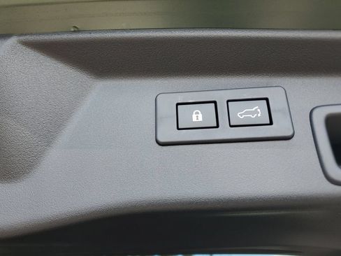 Used 2026 Subaru Outback Premium AWD/4WD image 27