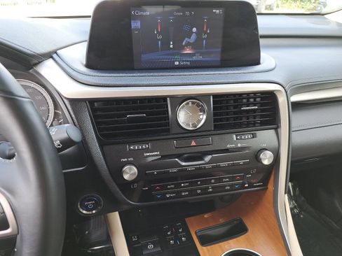 Used 2022 Lexus RX 450h AWD w/ Premium Package image 26