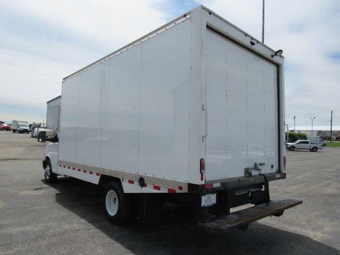 Used 2024 Chevrolet Express 3500 w/ Power Convenience Package RWD image 5