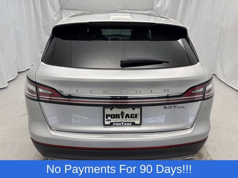 Used 2019 Lincoln Nautilus Reserve image 3