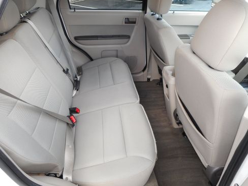 Used 2010 Ford Escape 4WD Hybrid image 24