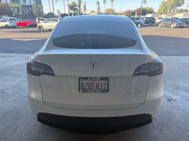 Used 2022 Tesla Model Y Long Range AWD/4WD image 4