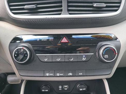 Used 2020 Hyundai Tucson SE image 31